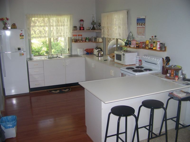 60 Fenton Rd, Russell Island QLD 4184