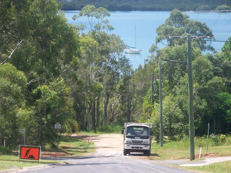 19 Cutter St, Russell Island QLD 4184