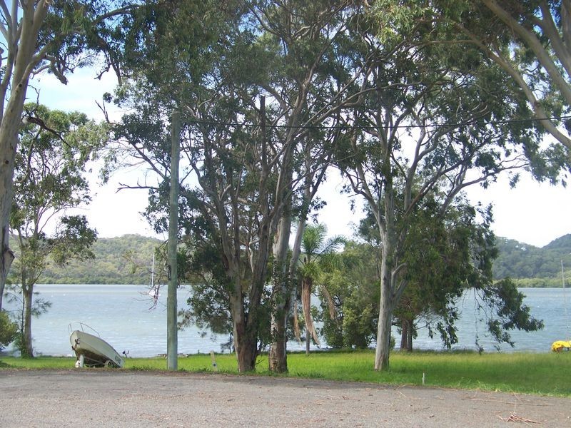 126 Canaipa Point Dve, Russell Island QLD 4184