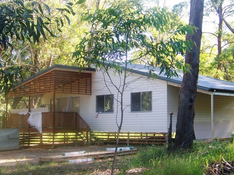 3 Forest Hill Rd, Russell Island QLD 4184