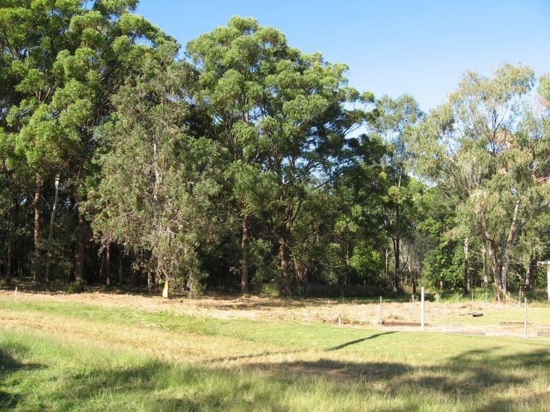 70 Taylor Street, Russell Island QLD 4184