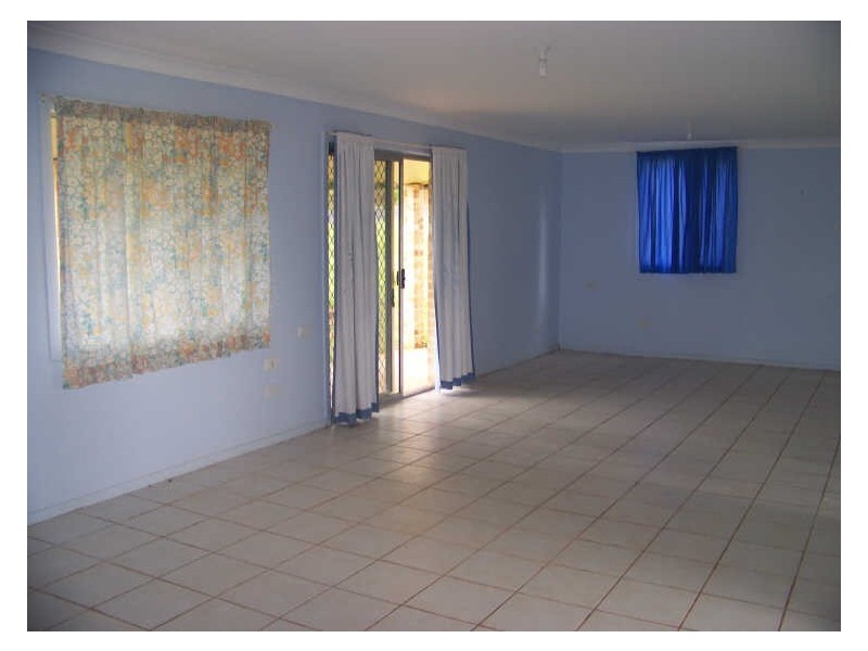 122 High Street, Russell Island QLD 4184