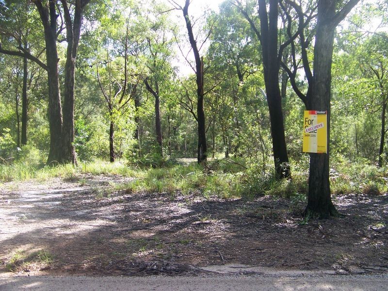 9 Cunningham Ave, Russell Island QLD 4184
