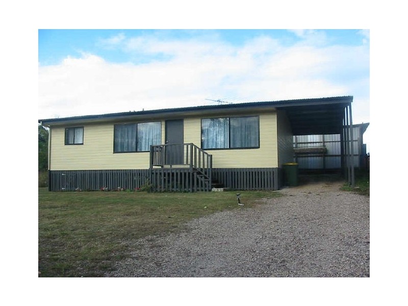 16 Amber Street, Russell Island QLD 4184