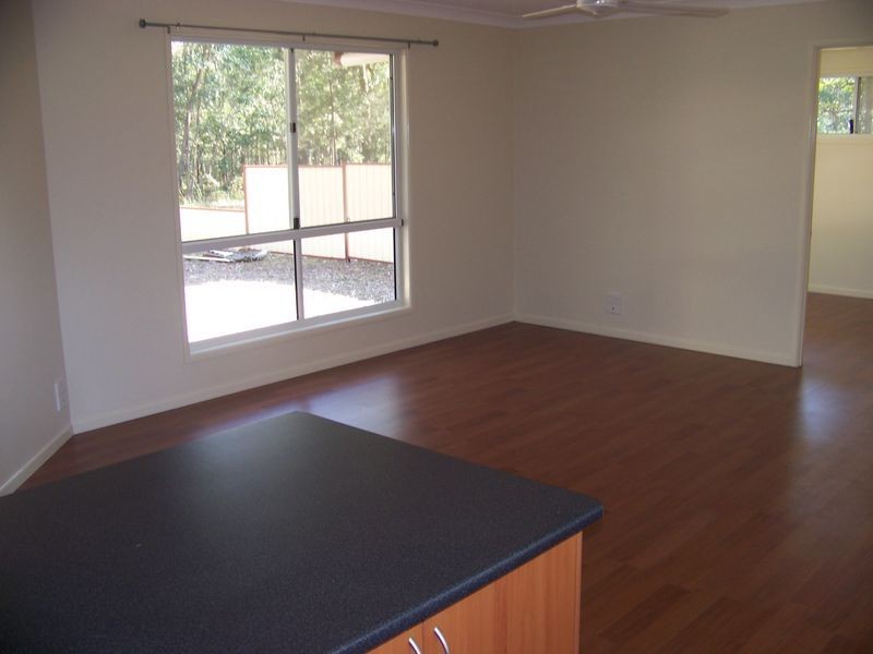 17 Angorra St, Russell Island QLD 4184