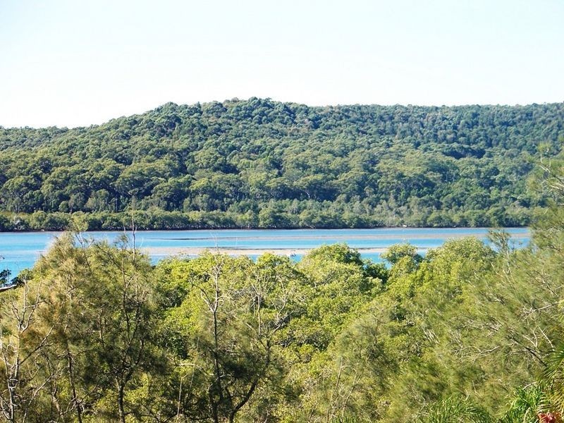 31 Aquamarine Ave, Russell Island QLD 4184