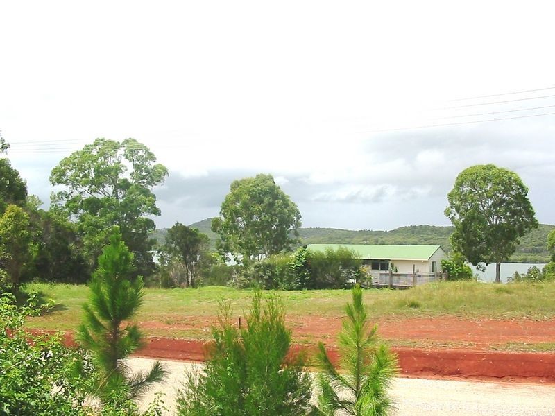 30 Main View Avenue, Russell Island QLD 4184