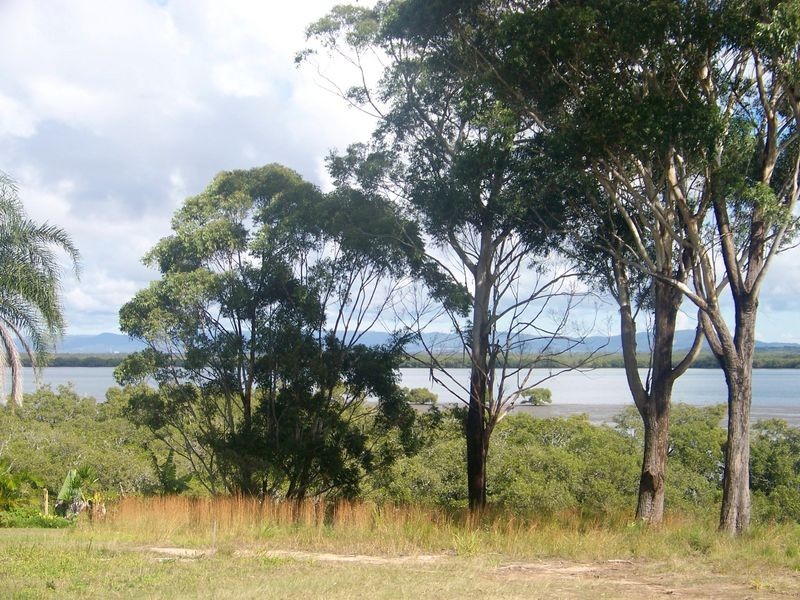 45 Deenya Pde, Russell Island QLD 4184