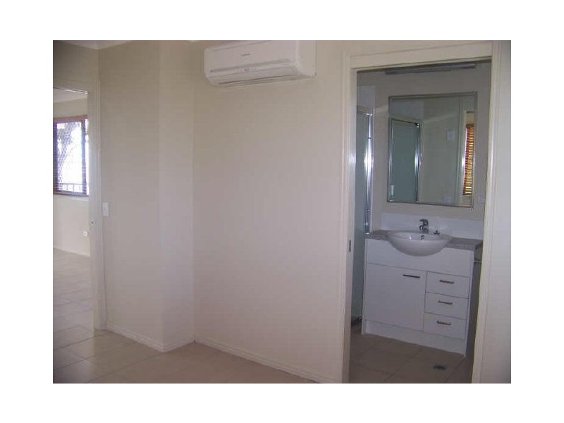 71 Canaipa Point Dve, Russell Island QLD 4184
