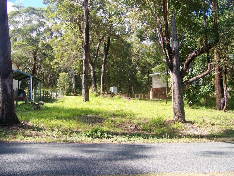 41 Deenya Pde, Russell Island QLD 4184