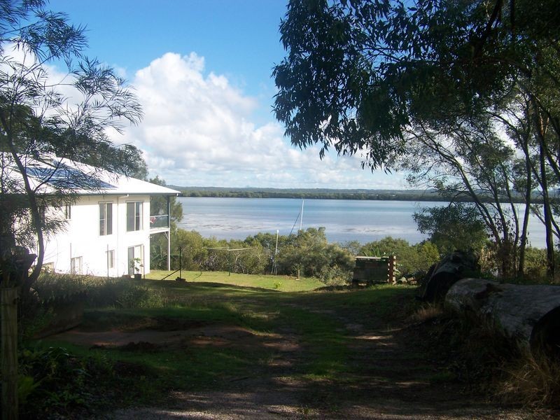 41 Deenya Pde, Russell Island QLD 4184