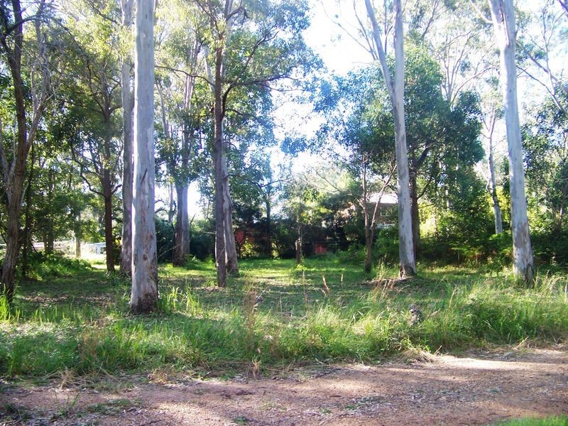 15 Ranora Ave, Russell Island QLD 4184