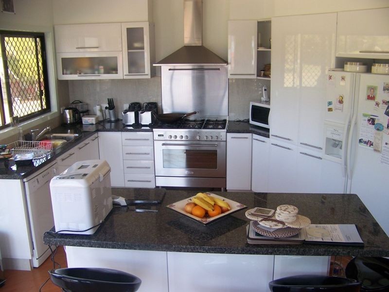 9 AQUARIUS RD, Russell Island QLD 4184