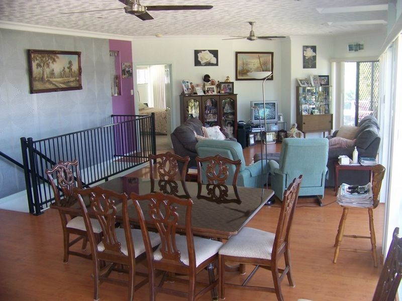 9 AQUARIUS RD, Russell Island QLD 4184