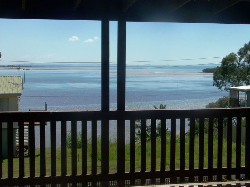 6 Byron St, Russell Island QLD 4184