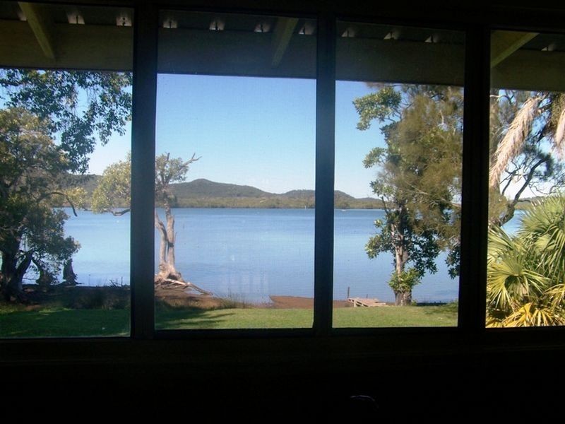 32 Oasis Dve, Russell Island QLD 4184