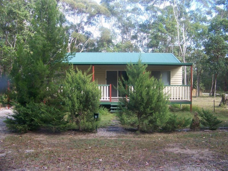 4 Rodds Rd, Russell Island QLD 4184