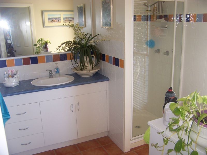 65 Bangalow St, Russell Island QLD 4184