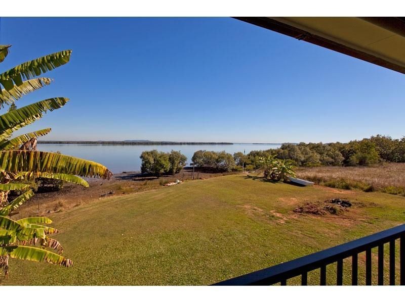 42 Mark Rd, Russell Island QLD 4184