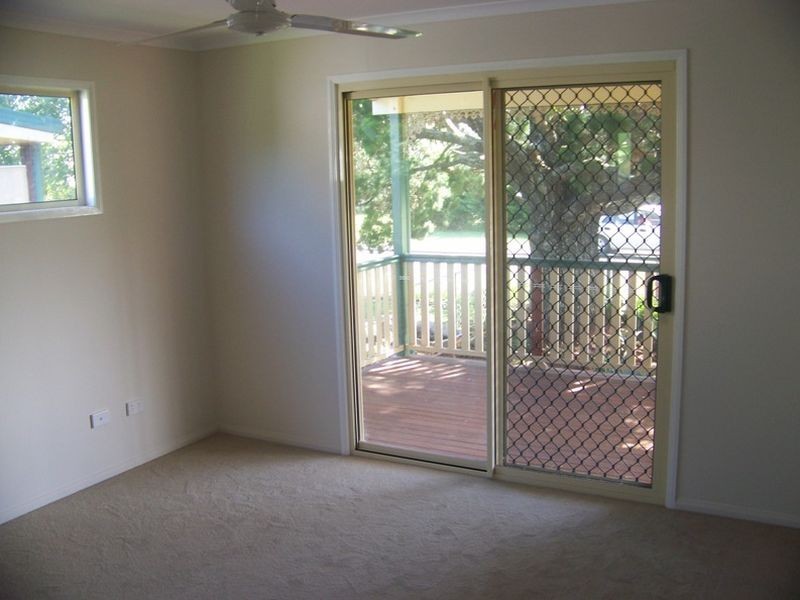 8 Titala St, Russell Island QLD 4184