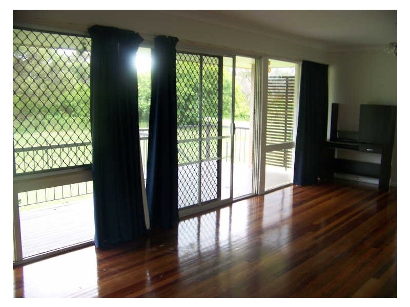 5 Bimbad Cres, Russell Island QLD 4184