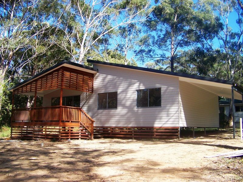 3 Forest Hill Rd, Russell Island QLD 4184