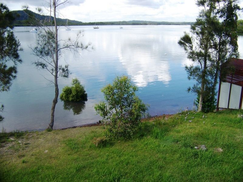 12 Emerson Street, Russell Island QLD 4184