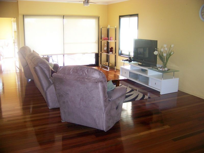 31 Canaipa Point Dve, Russell Island QLD 4184