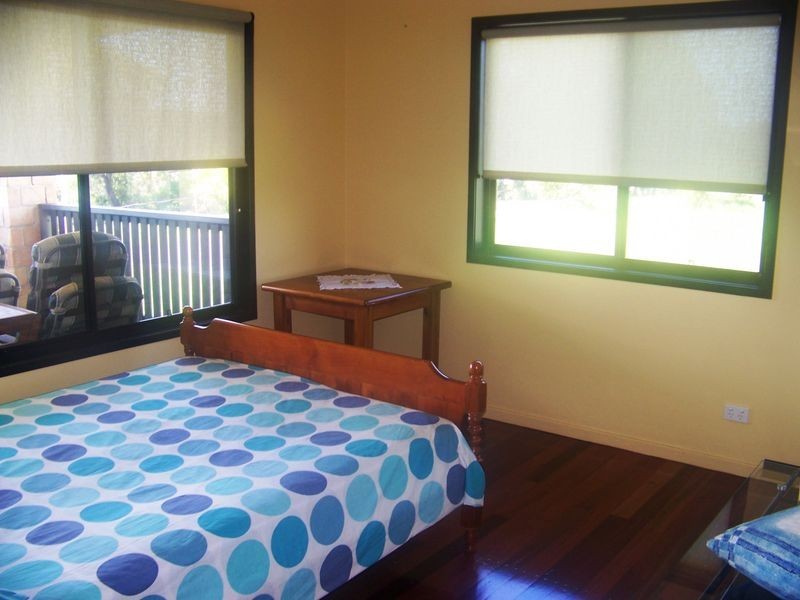 31 Canaipa Point Dve, Russell Island QLD 4184