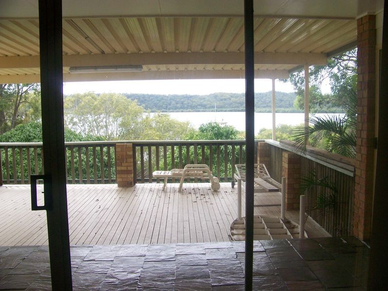 70 Canaipa Point Dve, Russell Island QLD 4184