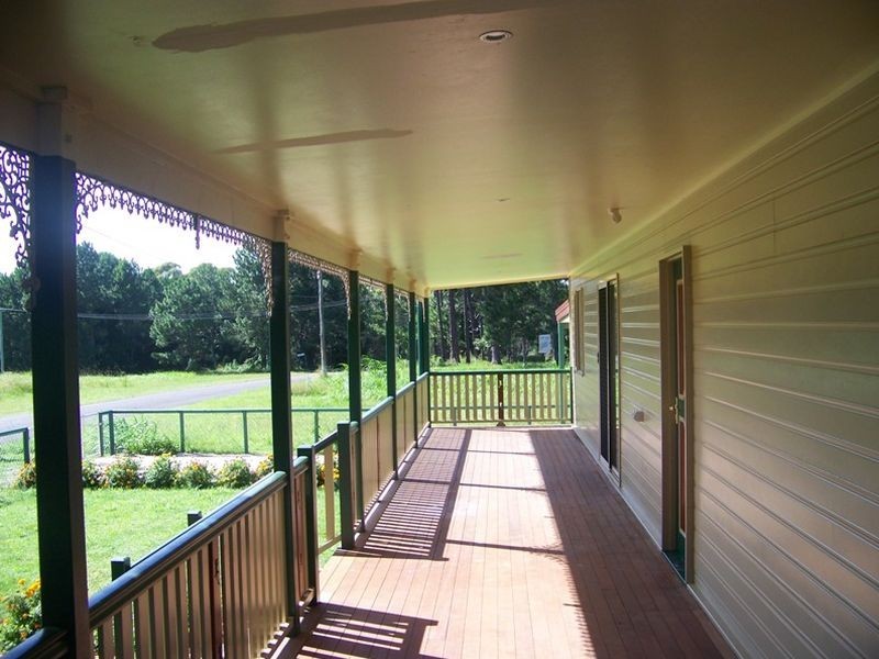 8 Titala St, Russell Island QLD 4184