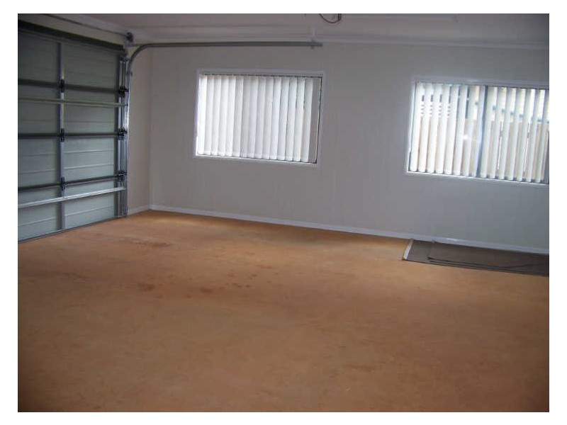 123 High Street, Russell Island QLD 4184