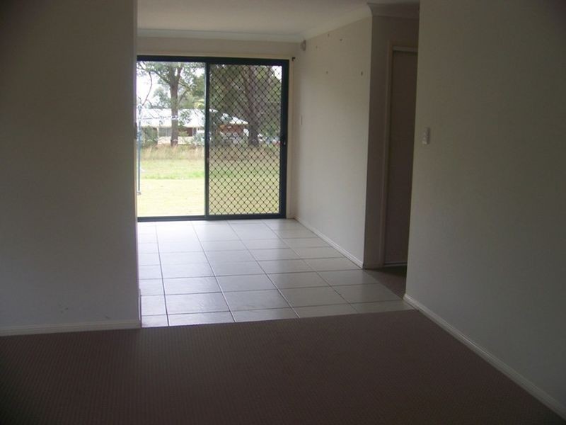 33 Sundown Rd, Russell Island QLD 4184