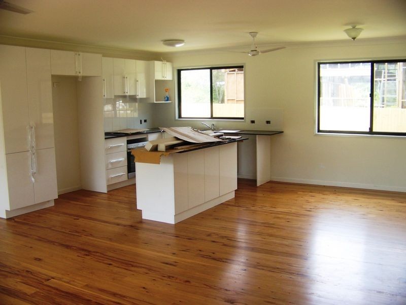 17 Wakehill Rd, Russell Island QLD 4184