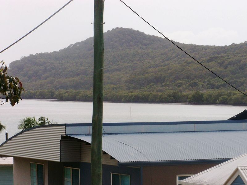 104 Wahine Dve, Russell Island QLD 4184