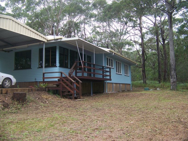 7 Abalone Ave, Russell Island QLD 4184