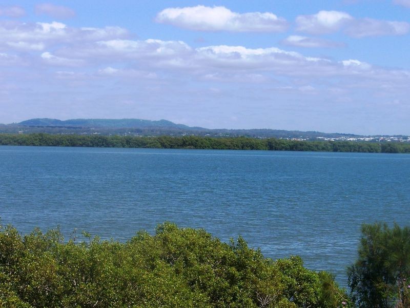38 Mark Rd, Russell Island QLD 4184