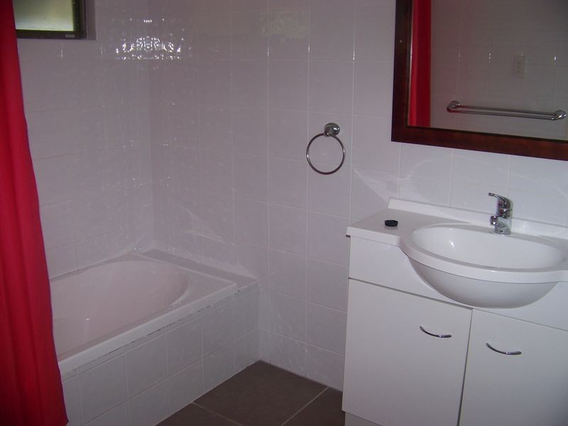 81 Kings Rd, Russell Island QLD 4184
