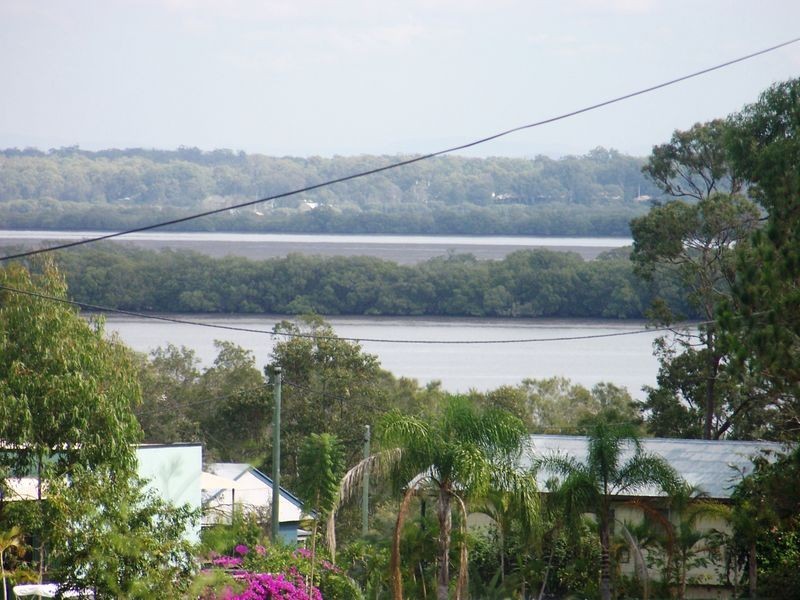 81 Kings Rd, Russell Island QLD 4184