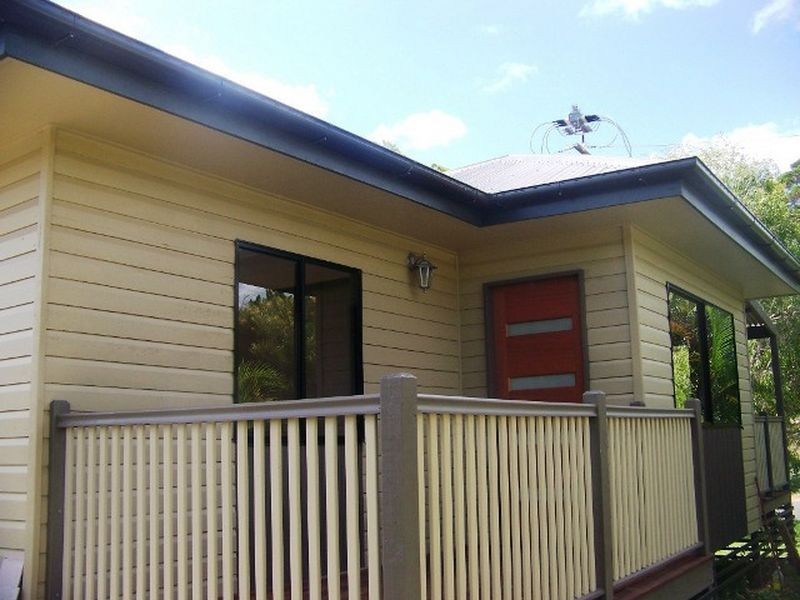 85 High St, Russell Island QLD 4184
