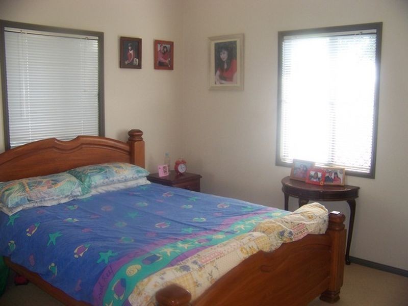85 High St, Russell Island QLD 4184