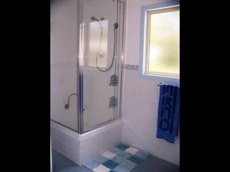 5 Penn St, Russell Island QLD 4184