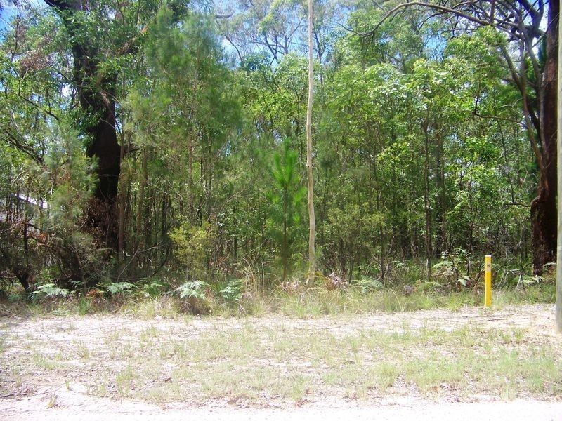 15 Burke Ave, Russell Island QLD 4184
