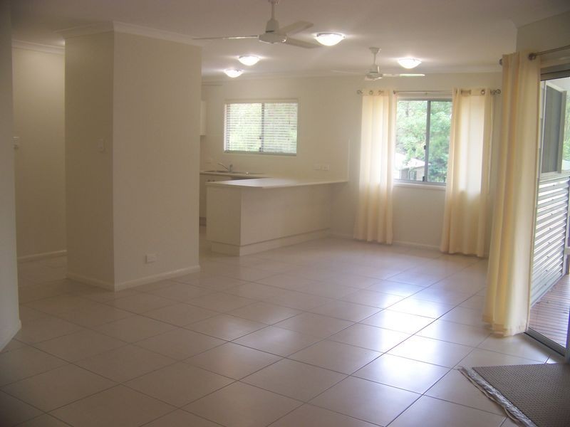11 Doverton St, Russell Island QLD 4184