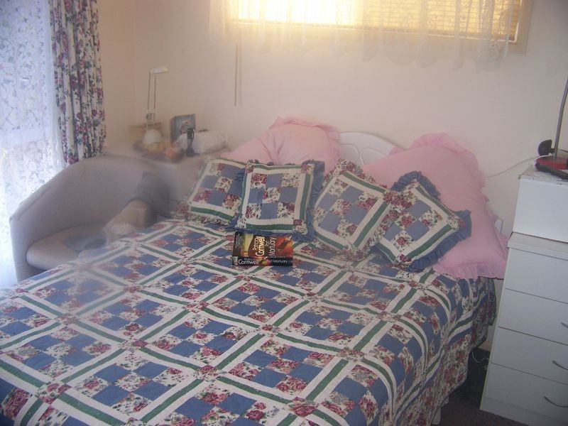 1 Barcelona Tce, Russell Island QLD 4184