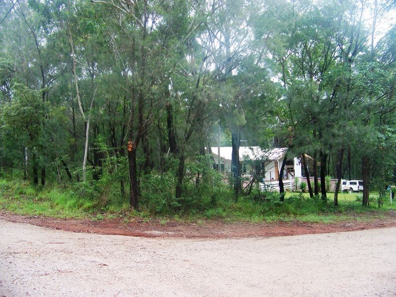 2 Benaud St, Russell Island QLD 4184