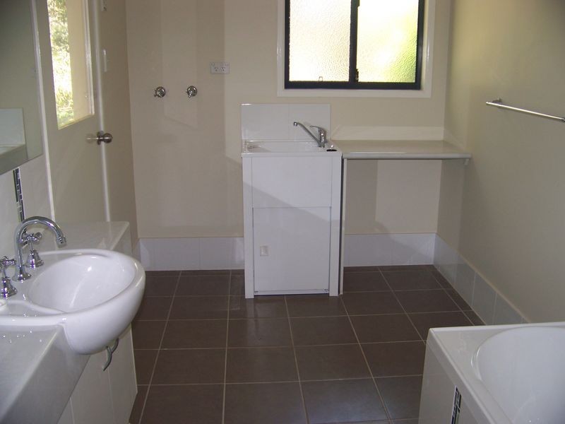 8 Taylor Street, Russell Island QLD 4184