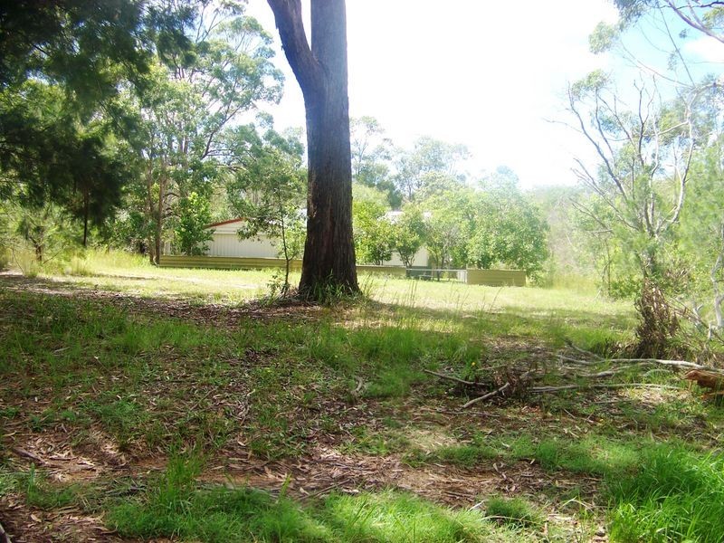 27 Catamaran St, Russell Island QLD 4184