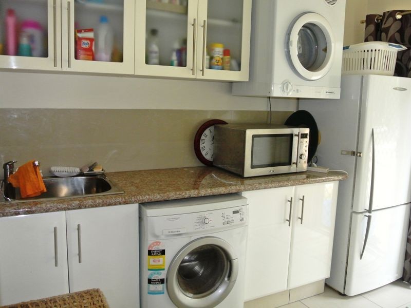 24 Little Cove Rd, Russell Island QLD 4184
