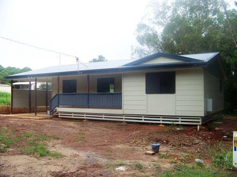 13 Richardson St, Russell Island QLD 4184